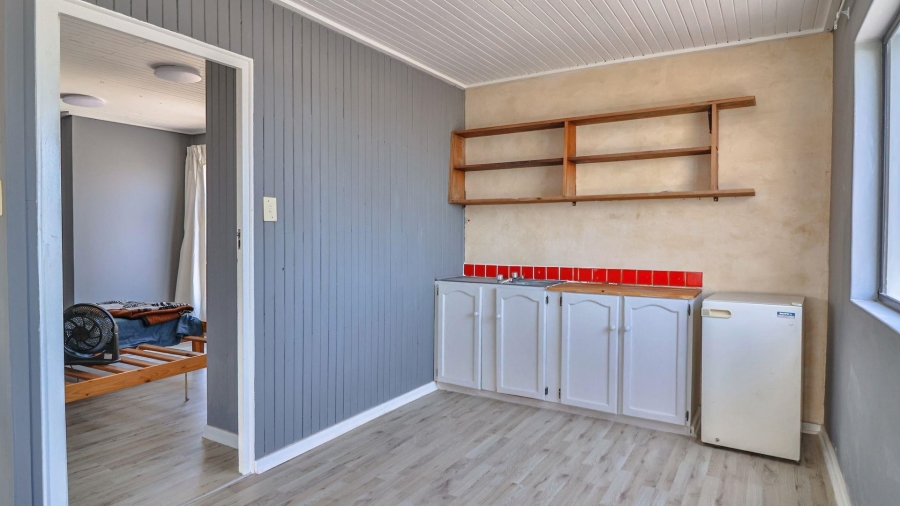 4 Bedroom Property for Sale in De Kelders Western Cape